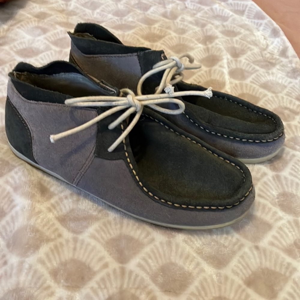Olukai suede moccasins. Dark and light gray. Soft and comfy. Size 6.